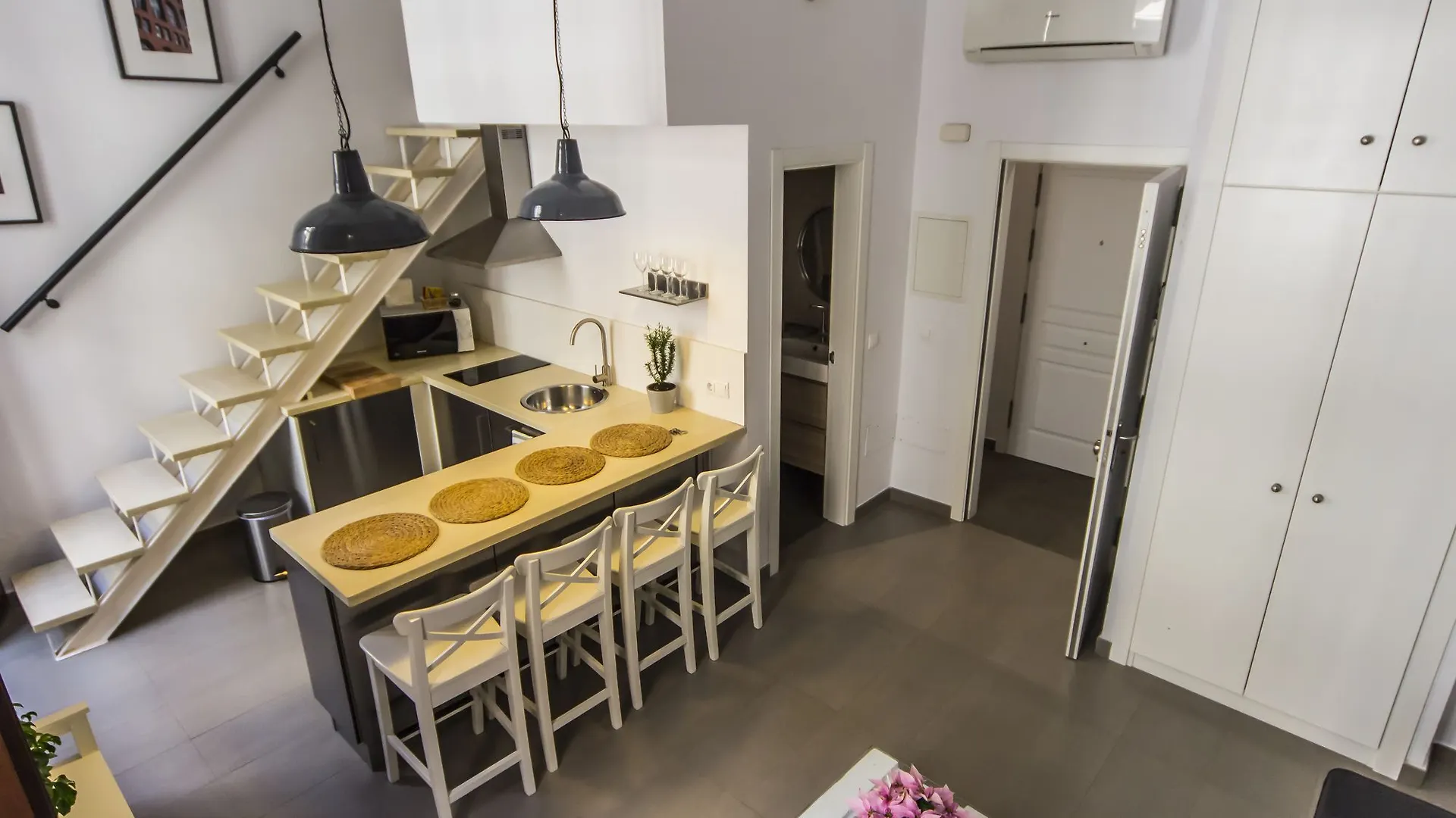 Apartamentos Malaga Picasso 0*,  Испания